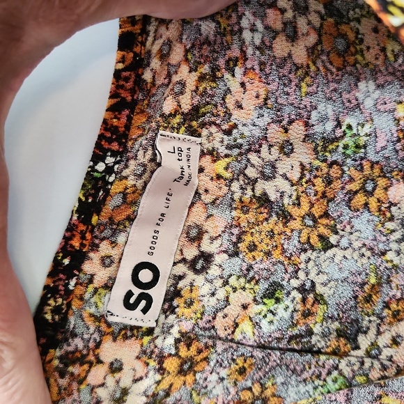 SO Sonoma Women's Tank tops - Picture 2 of 5